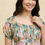 Pack of 4 Women’s Dresses: Chic, Trendy, and Timeless | C-039